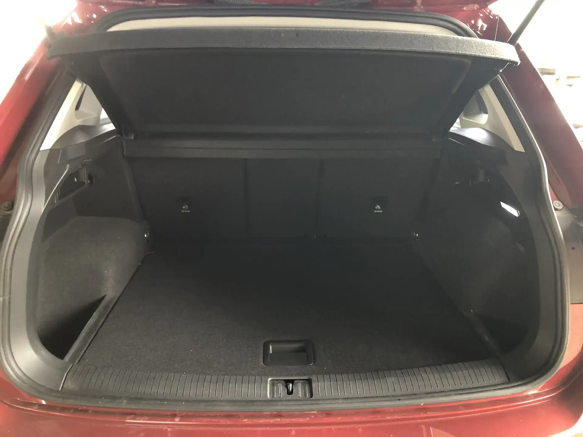 Volkswagen Tiguan — фото 7