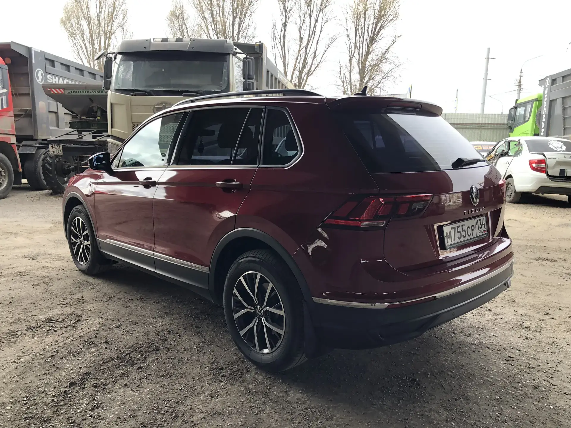 Volkswagen Tiguan — фото 4