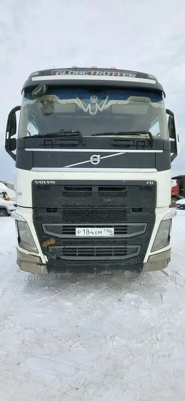 Volvo FH — фото 1