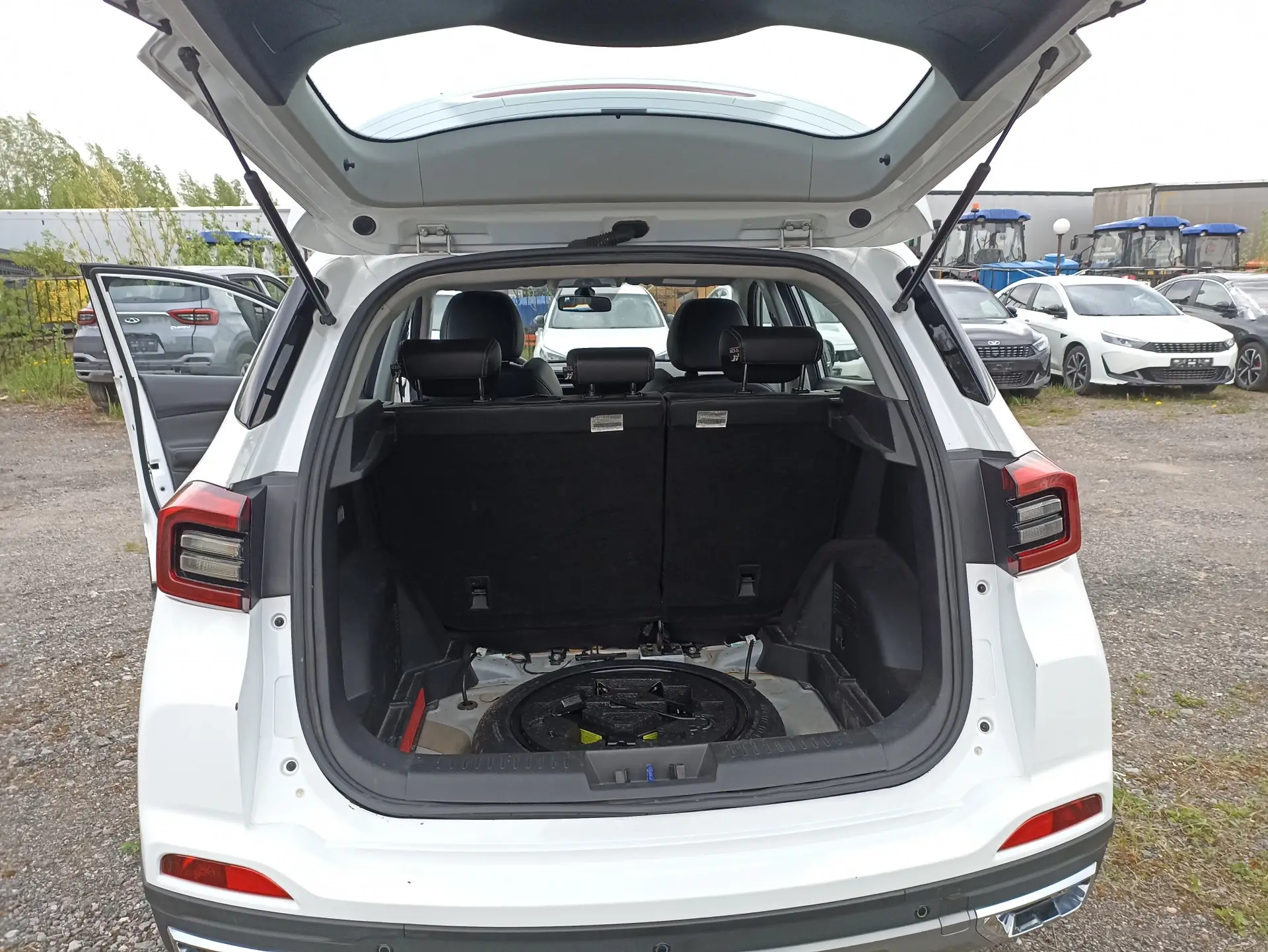 Chery Tiggo 4 — фото 7