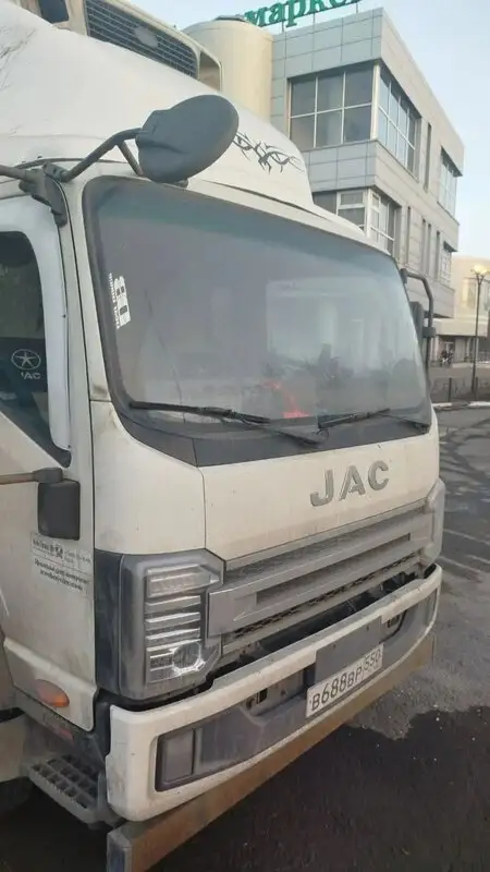 JAC N120 Изотермический/рефрижератор 7712К-0000010-03 (Рефрижератор, Дизельный, 4,5 л, 207 л.с., МТ) — фото 1