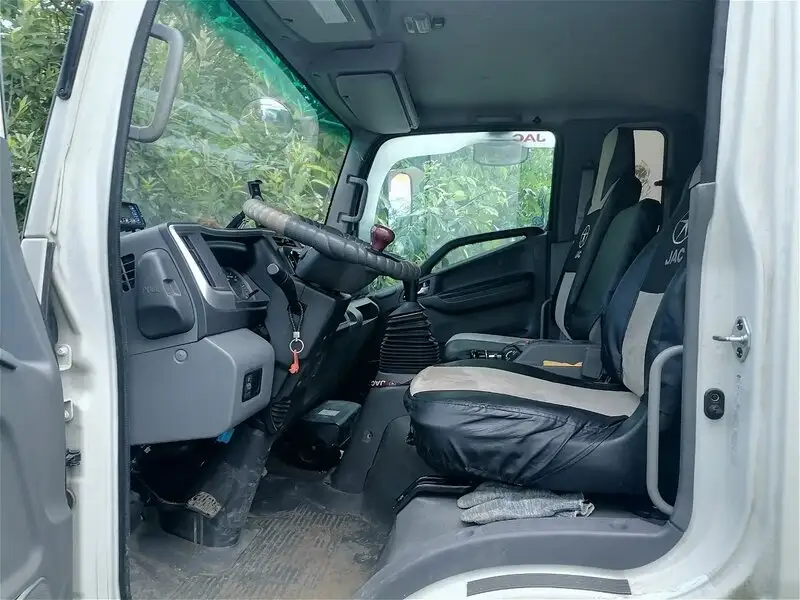 JAC N120 Изотермический/рефрижератор 7712К-0000010-03 (Рефрижератор, Дизельный, 4,5 л, 207 л.с., МТ) — фото 8