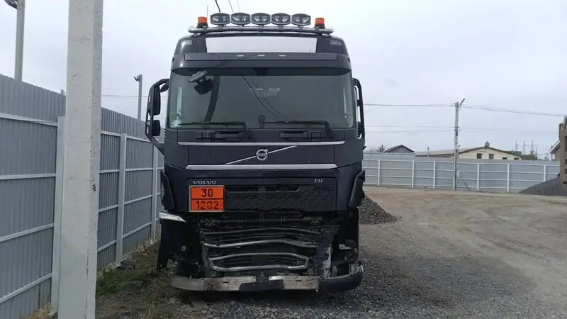 Volvo FH — фото 1
