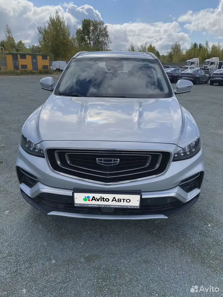 Geely Atlas Pro — фото 10