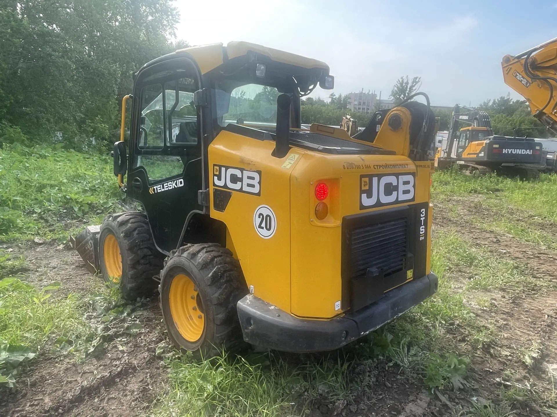JCB 3TS-8W — фото 3