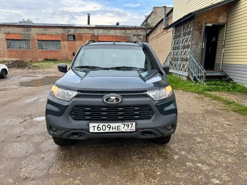 LADA Niva — фото 1