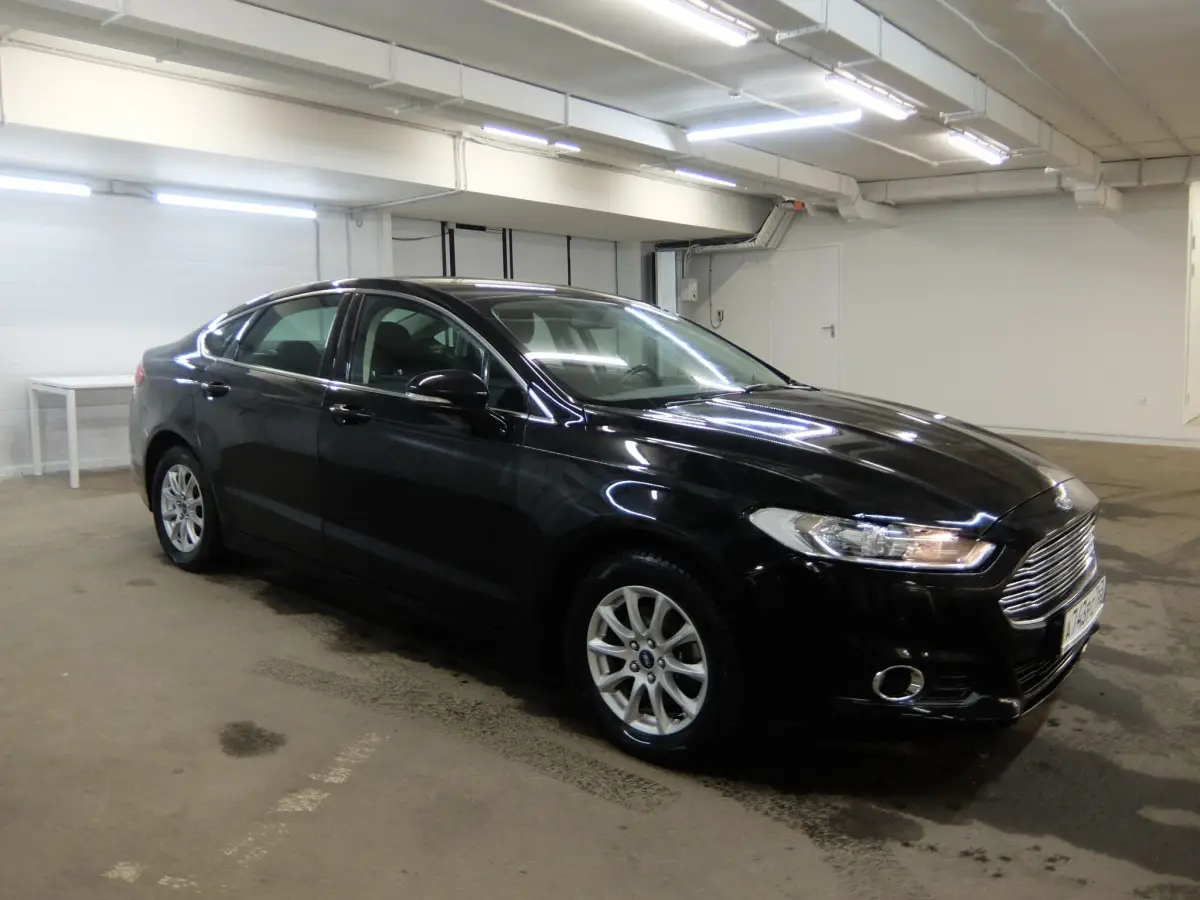 Ford Mondeo — фото 1