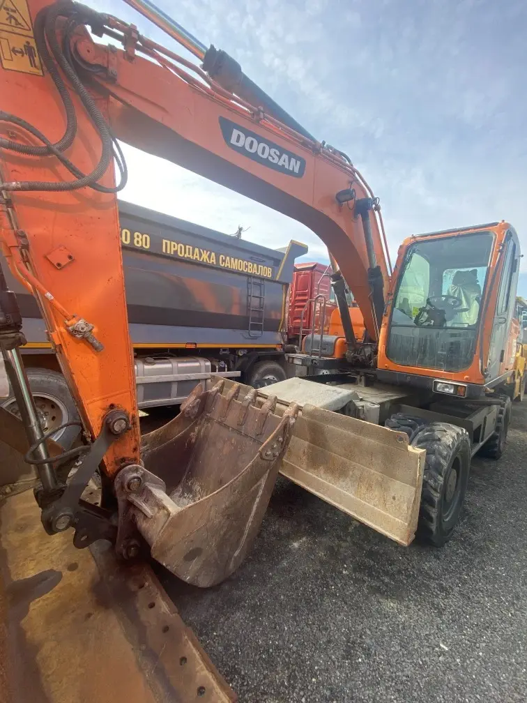 Doosan DX140W — фото 3