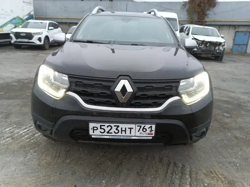 Renault Duster — фото 1