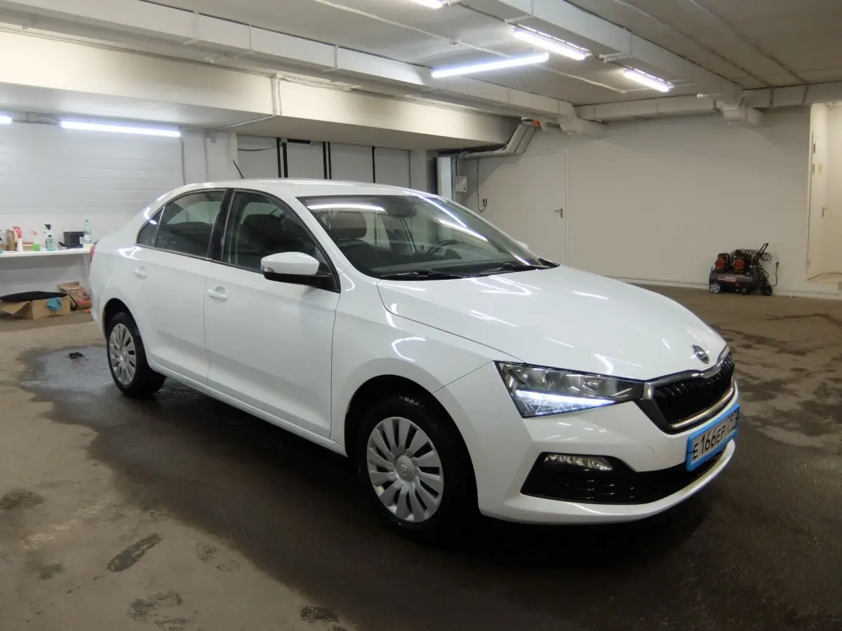 Skoda Rapid — фото 1