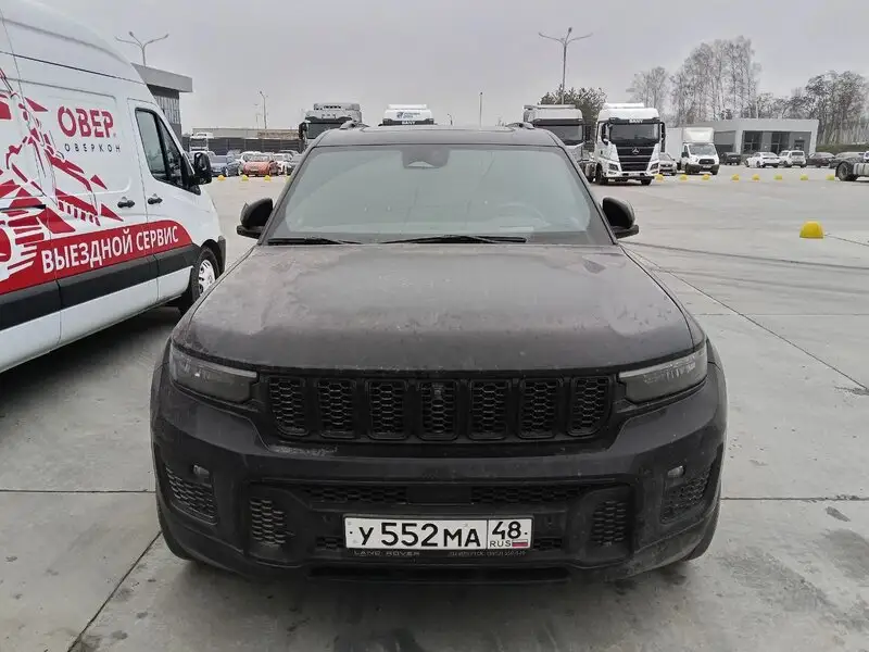 Jeep Grand Cherokee — фото 1