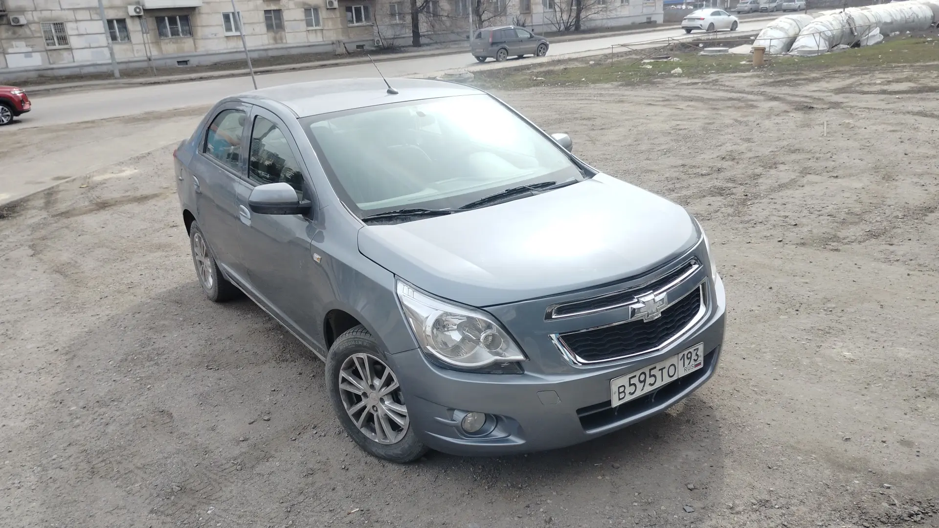 Chevrolet Cobalt — фото 1