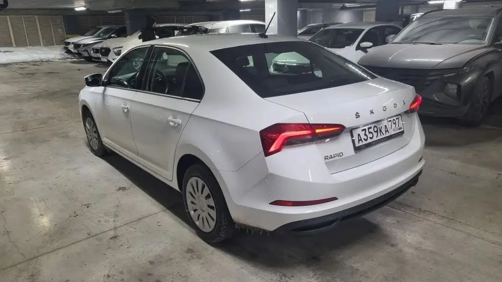 Skoda Rapid — фото 4