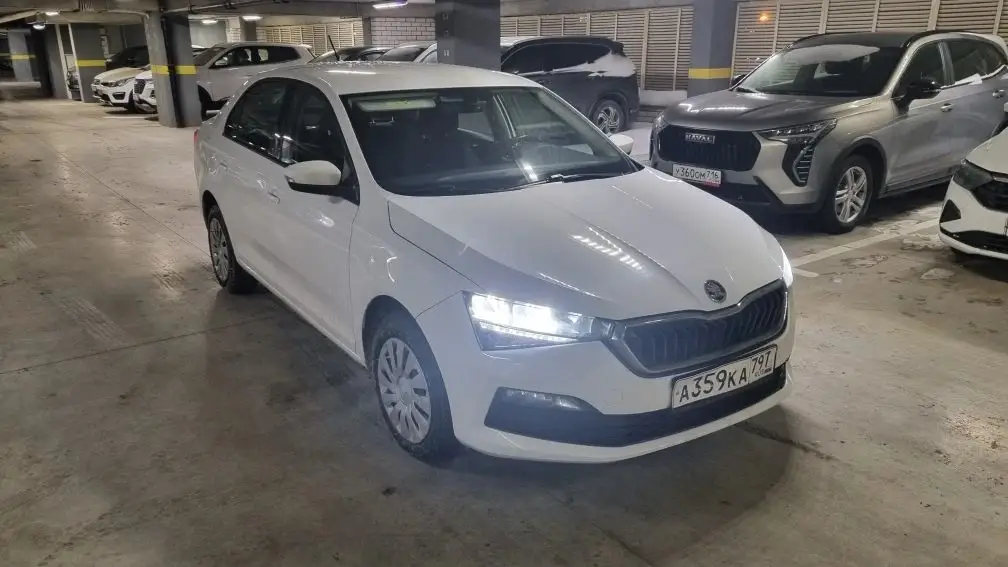 Skoda Rapid — фото 1