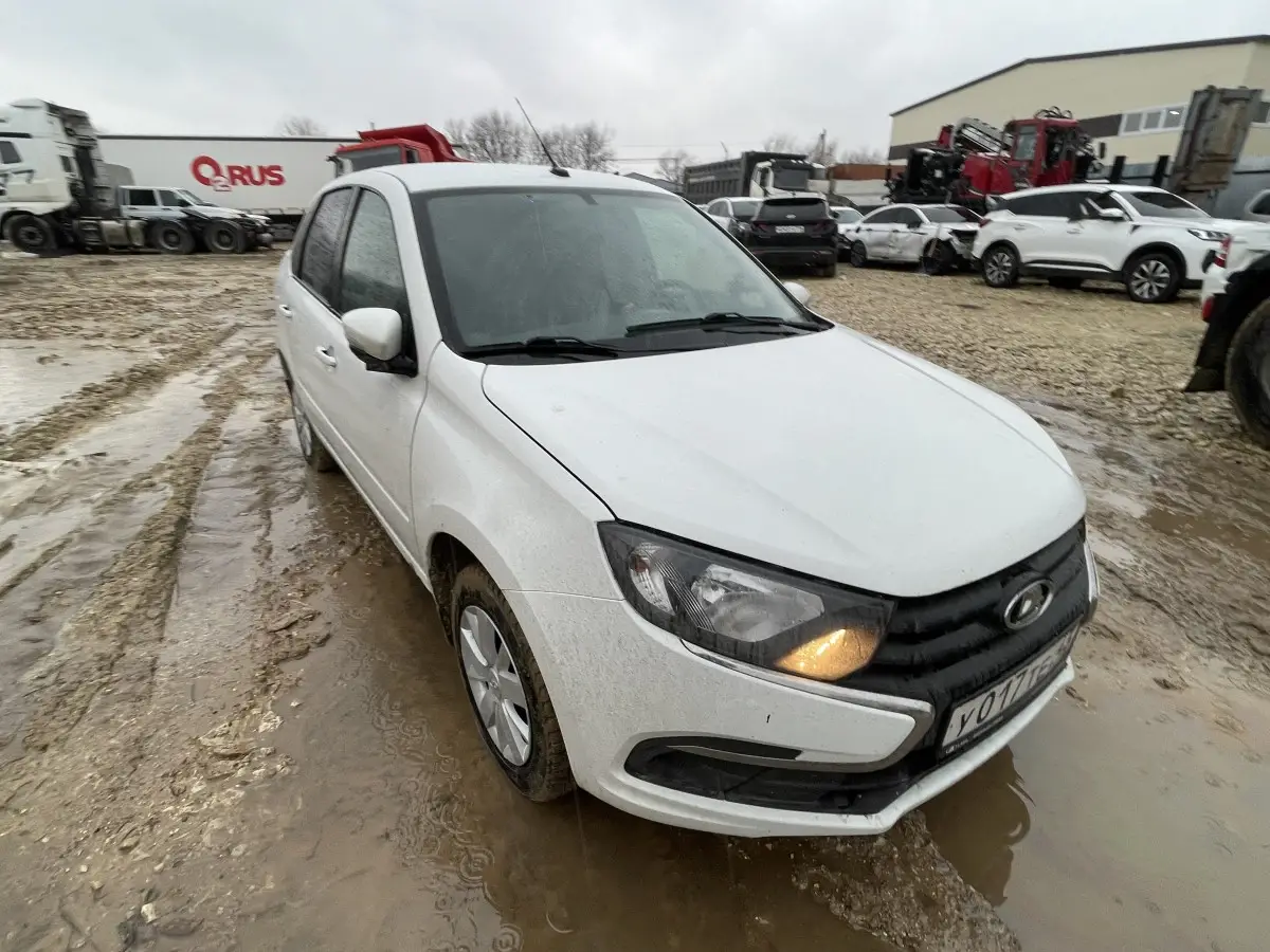 LADA Granta, 2023