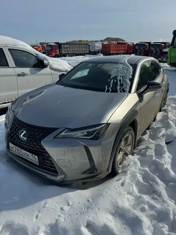 Lexus UX — фото 2
