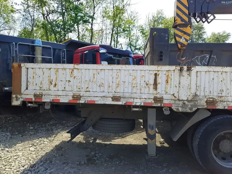 Isuzu Giga 4x2 Бортовой с КМУ QL5183JSQ6 — фото 8