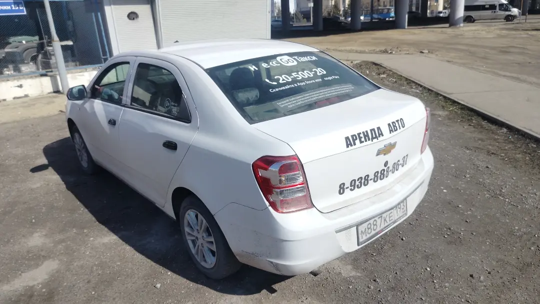 Chevrolet Cobalt — фото 3