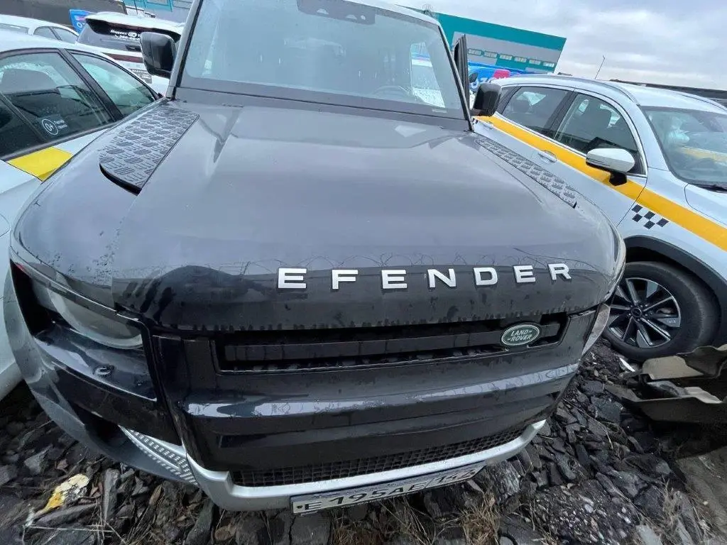 Land Rover Defender — фото 2